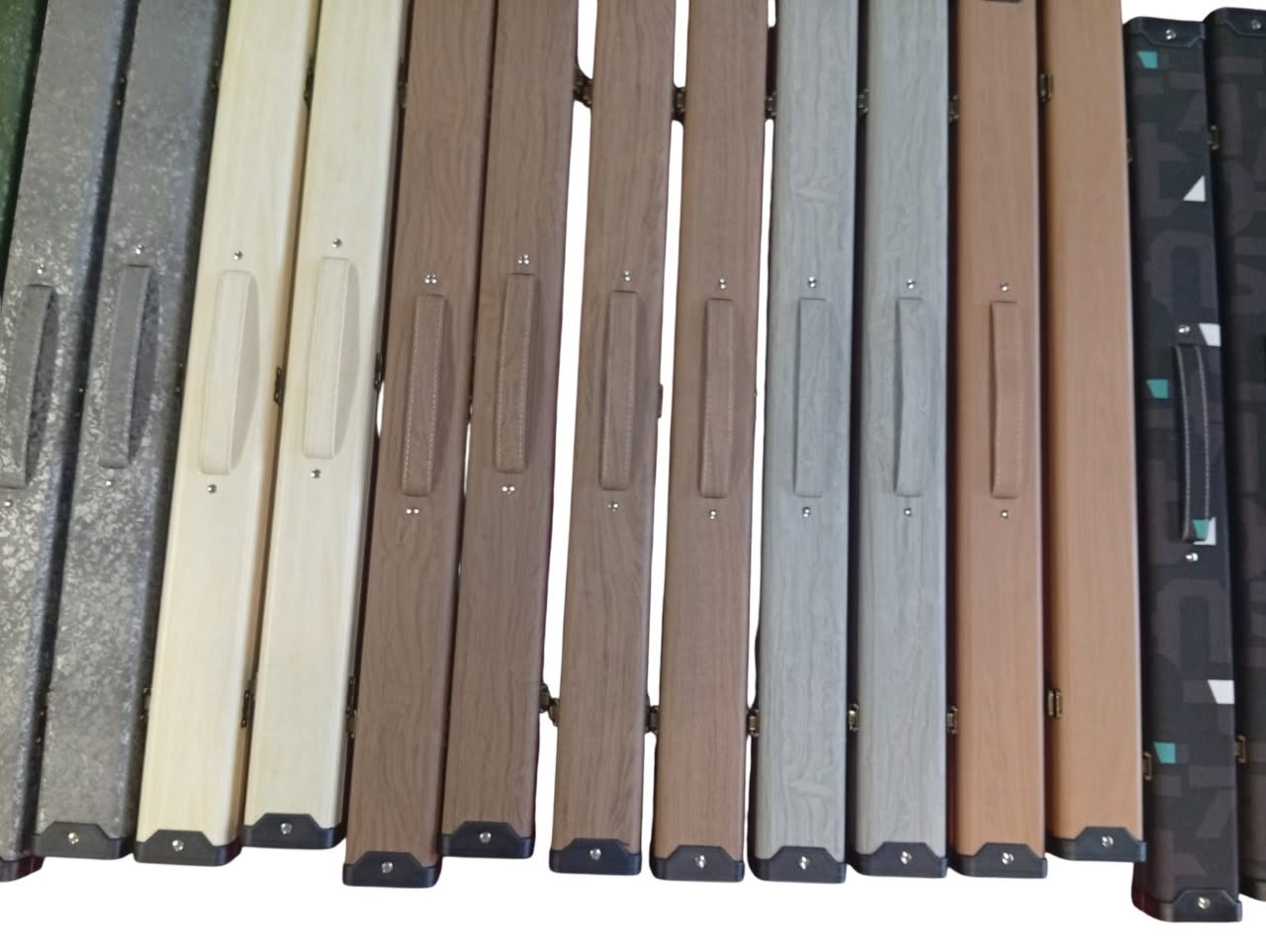 Assorted aluminium 2-cue cases